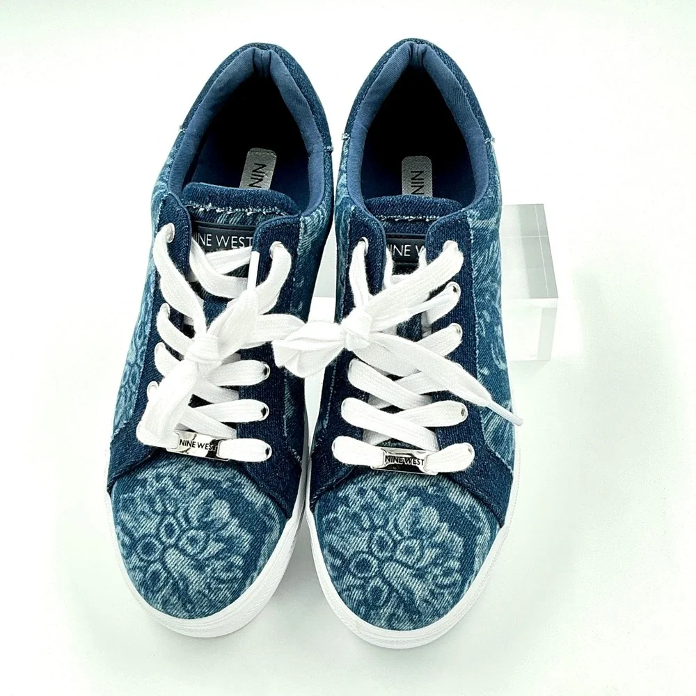 Nine West Size 9 Sneakers Blue Floral Paisley Denim Platform NEW Bestie  $79